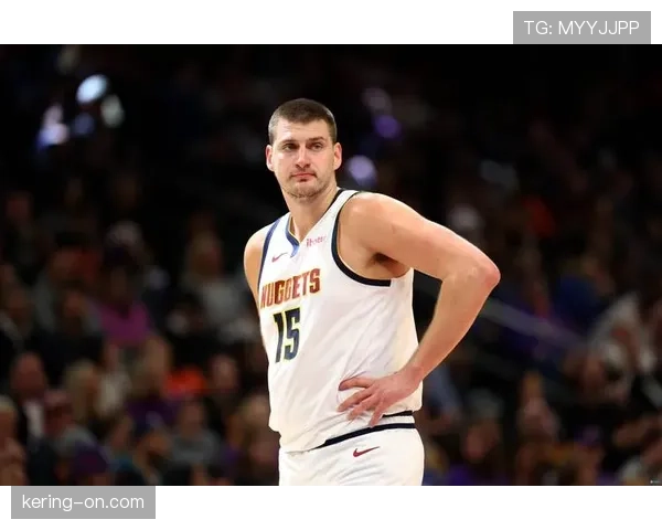 掘金主帅马龙专访：详解围绕约基奇“中轴”打造进攻的战术哲学